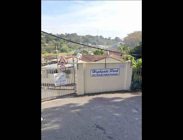 2 BEDROOM TOWNHOUSE FOR SALE IN BELLAIR